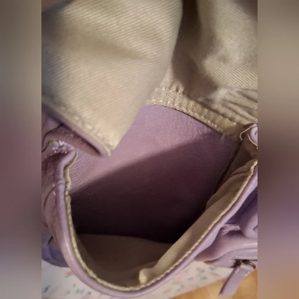 EUC American Leather ALC Jordan Purple Boho Causal Neutral Messenger Purse Bag